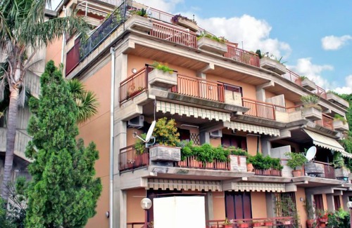 Taormina Apartment | Ikebana by Interhome