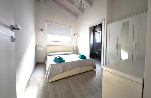 Porto Pino Villa | IKEBANA VILLAS PORTO PINO BEACH