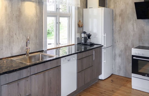 Brekke House | Ikjefjord by Interhome