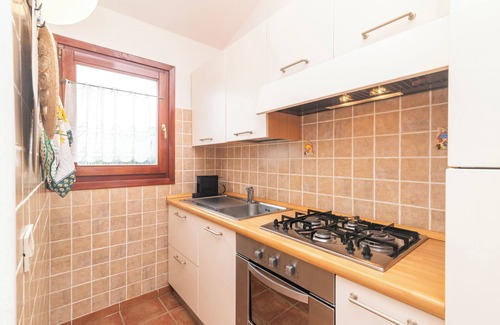 Porto San Paolo Apartment | Il Borgo 10/8 700m From The Beach