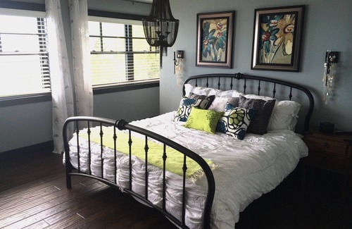 Petite-Riviere-Saint-Francois Cabin | Ilaali: Lodge-Style Chic Decor And Panoramic Views Of The St-Lawrence River