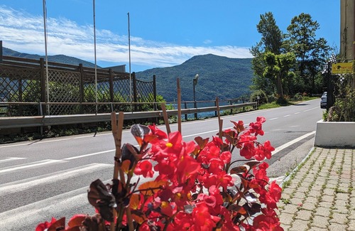 Brusimpiano House | Il Cavallino vacation home on Lake Ceresio and Lugano