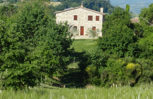 Loreto Apartment | IL Girasole The Campaign Assignano