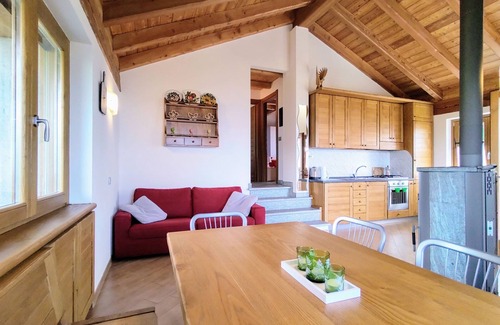 Peglio House | Il Nido d'Aquila (GRV635) by Interhome