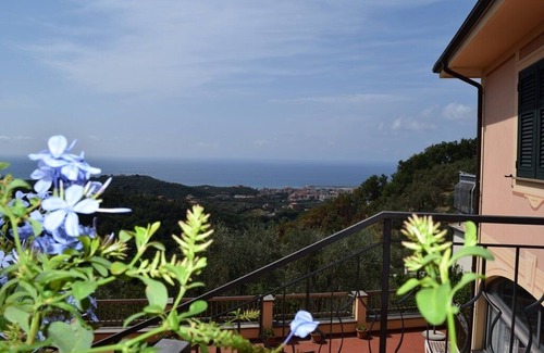 Rezza Villa | Il Paguro - Calypso - Apartment with independent access and garden
