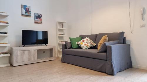 Zona XVIII Capannelle Apartment | Il Rifugio Moderno next to Metro Anagnina, Free Parking and Wifi