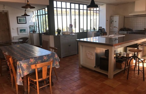 Ile-d'Aix House | Ile d' AIX, family house in the village with enclosed garden