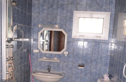 Kribi House | Ile de St Quay Single Room - Classic Double Room, 1 double bed, ground floor