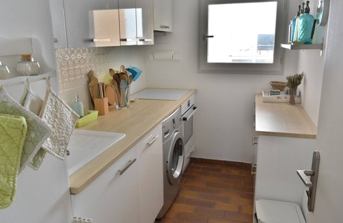 Les Iles Apartment | ILES DU FRIOUL CHARMANT T2 55m², SEA VIEW, TERRACES AND BARBECUE