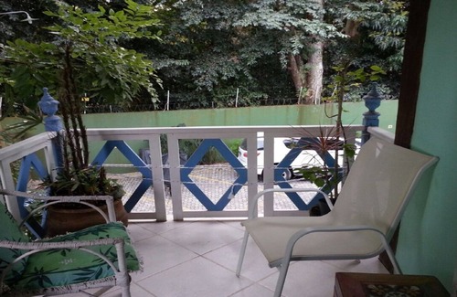 Ilhabela Ski Chalet | Ilha Bela Cond closed chalet for 4 people.