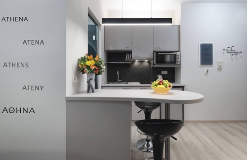 Pangrati Apartment | Iliodorou2-4- Acropolis terrace Athenian studio