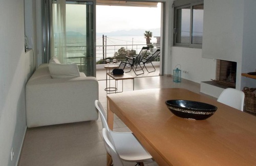 Elea Apartment | ILIOS H&E house
