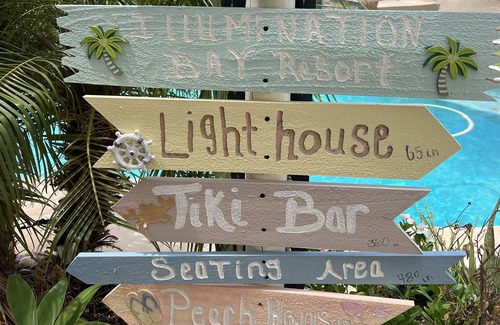 Laughlin House | illumination bay resort