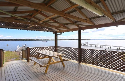 Iluka Apartment | Iluka Villa 4 - Pool, BBQ, private jetty and your own boat ramp.