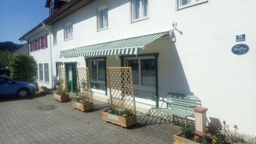 Peiting Apartment | Im Laden