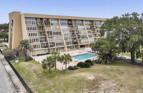 Biloxi Condo | Imagine Waking Up to This View! Relax at a 2-Bedroom Beach Condo in Biloxi, MS