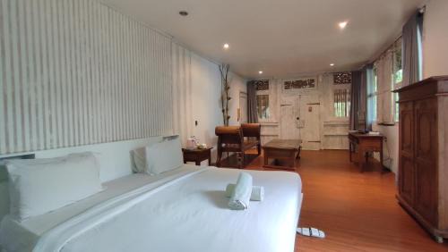 Lembang Resort | Imah Seniman