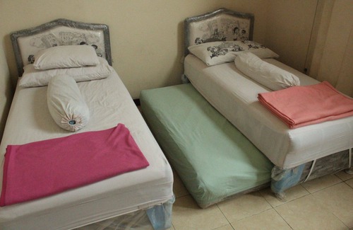 Semarang Hostel | Imam Bonjol Hostel