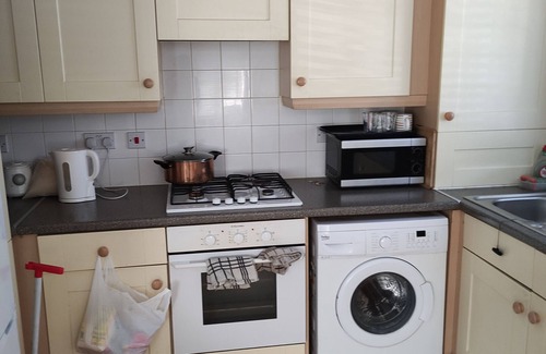 Borehamwood Apartment | Immaculate 1-Bed Apartment in Borehamwood