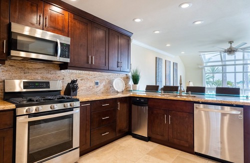 Huntington Beach House | Immaculate, 3 Bed/3Bath steps from the Water with Harbor View