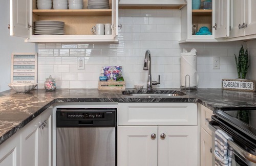 Seaside Heights Condo | Immaculate Airy Retreat 300ft to Beach - Beach Badges, Linens + Towels Included