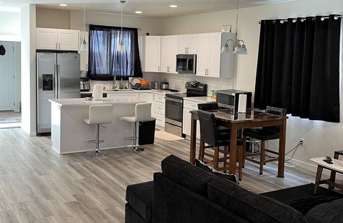Spokane House | Immaculate & fun house close to downtown Spokane! Private room - Shared Living