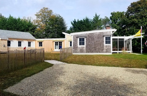 Orleans House | Immaculate Home In Strolling Distance to Skaket Beach (1193)