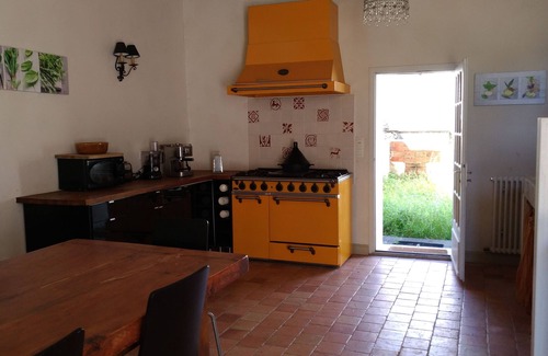 Marsais House | Immense Logis du 19ème, Charente-Maritime, 4 bedrooms, swimming pool, playground ping-pong