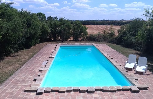Marsais House | Immense Logis du 19ème, Charente-Maritime, 4 bedrooms, swimming pool, playground ping-pong