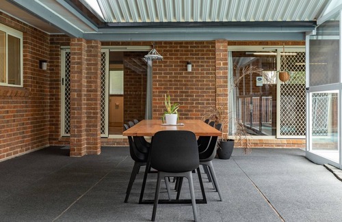 Tuncurry House | Immerse yourself in the laid back lifestyle of Tulloch Estate.