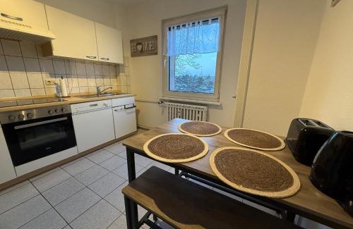 Wolfsburg Apartment | Immo-Vision - VW näher geht nicht, Parkplatz, Küche, Wlan