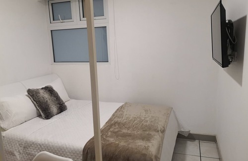 Zona 7 Bed & Breakfast | Impecable an modern apt B, Distecon