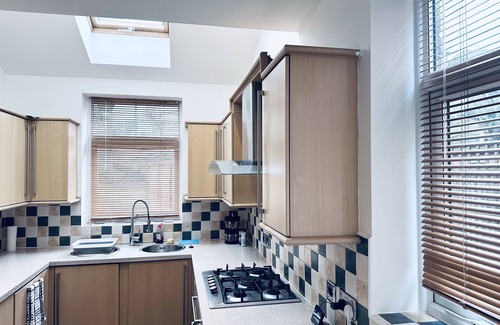 Newark upon Trent House | Impeccable 3-bed House in Nottingham Central