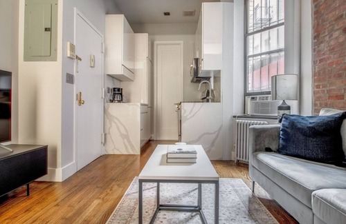 Nolita Apartment | Impeccable Nolita 1BR w/W/D, nr Shopping & Groceries, by Blueground