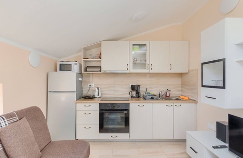 Pican Apartment | Impressive apartment with panoramic views, pool, private parking, barbecue