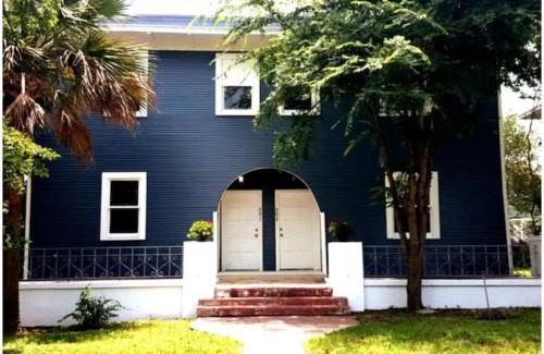Tobin Hill Apartment | Impressive Cozy Historic 2BR Apt Near Downtown