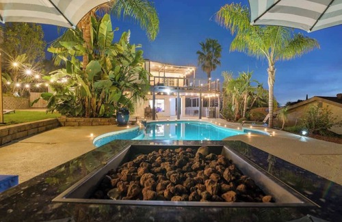 Winter Gardens House | Impressive Hillside Estate Heated Pool+Sunset View