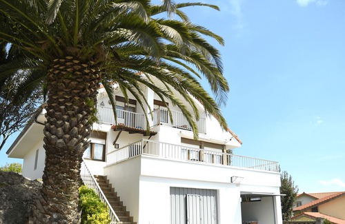 Bareyo Villa | Impressive House 5 minutes from the Beach with Views