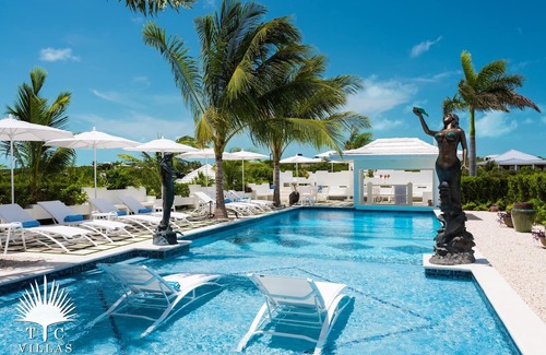 The Bight House | Impulse (6BR): Grace Bay’s Crown Jewel w. Rooftop Lounge, Pool & Staff