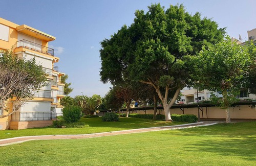 New Golden Mile Apartment | In a front line beach, direct acess beach