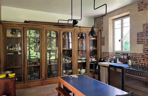 Boissy-Saint-Leger Cottage | In an exceptional setting, 17km from Paris, restored farmhouse of a château