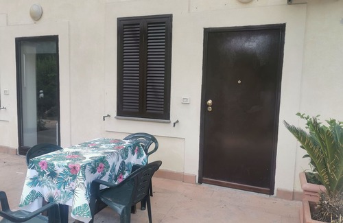 Campagnano di Roma Apartment | In beautiful park 5 minutes from Vallelunga and 15 minutes from Lake Bracciano