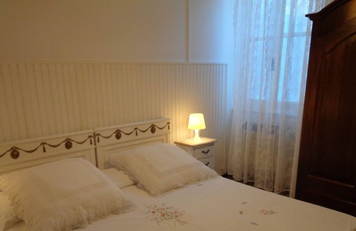 Borgo Antico Apartment | In historical centre of Monterosso, a romantic house with garden