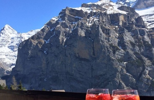 Murren Apartment | In idyllic Mürren - panoramic alpine view, balcony, garden with grill