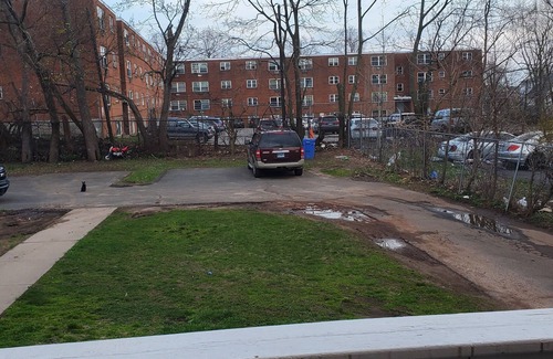 Hartford Apartment | In Law apt minutes from Downtown Hartford