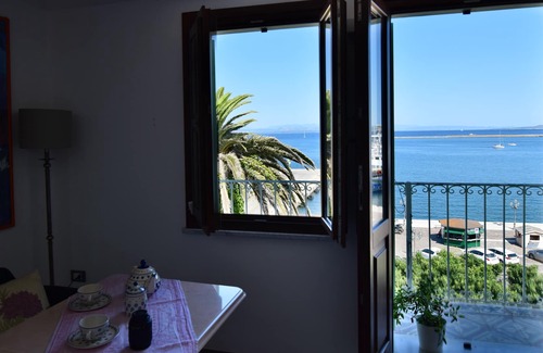 Carloforte Apartment | In the Blue, penthouse and terrace with breathtaking views of the sea and sky