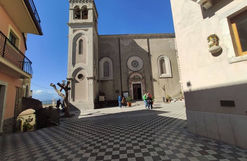 Castelmola Apartment | In the Center of Castelmola one of the most beautiful villages in Italy A Casitta Da Mola