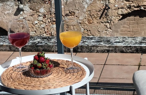 Olhao Apartment | In the centre of Olhão, Parking, Pool, BBQ, A/C, 3 min walk from the Pier