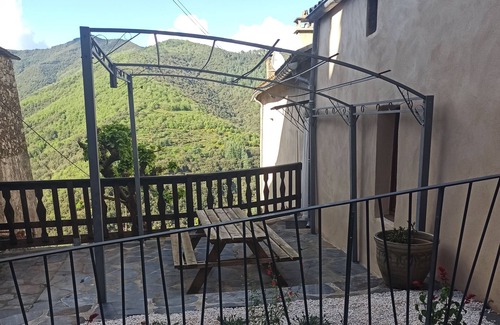 Valleraugue House | In the Cévennes at the foot of Mont Aigoual, 1km 2 from Valleraugue in the Gard department