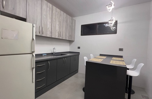 Sodeco Apartment | In the city, accessible and calm